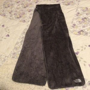 North face scarf